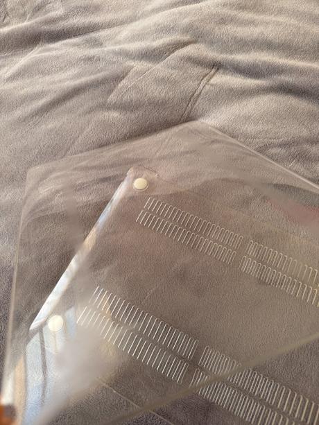 Macbook m1 2020 gold sk, apple