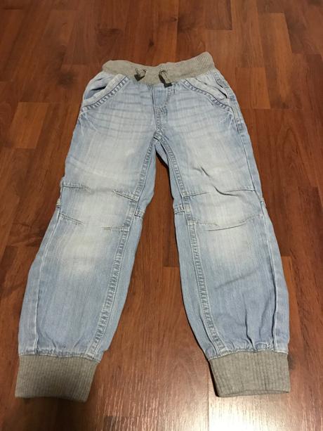 Dievčenský balík - nohavice, sveter, tričko, 104–116