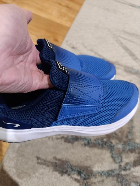 Ľahučké tenisky, decathlon,37