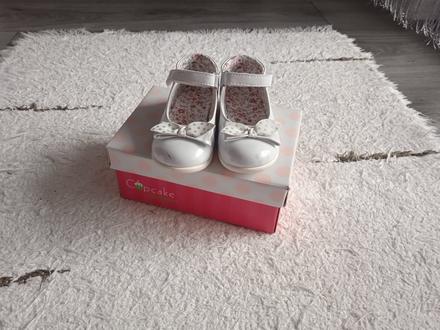 Sandalky, cupcake,21