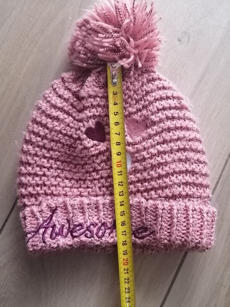 Zimná čiapka so srdiečkami, 122