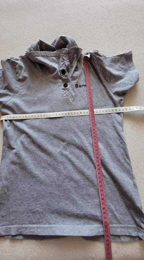 Šedé tričko, bench,140