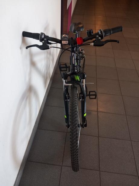 Horský bicykel decathlon, 24
