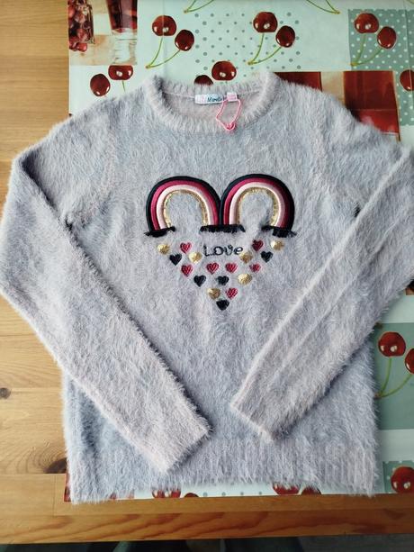 Teplý svetrík, 152