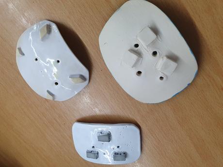 Hand made keramické mydelnicky,