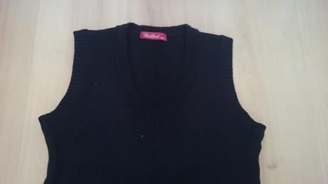 Čierna dámska vesta, m