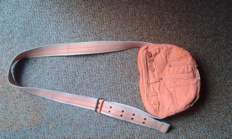 Diesel kabelka, diesel