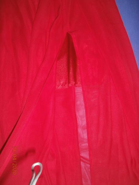 Spoločenske šaty so štolou, 42