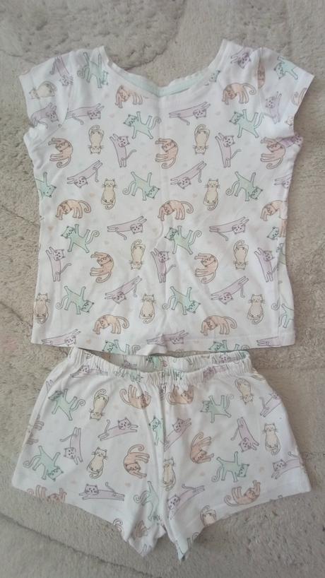 Pyžamo s mačkami, pepco,104