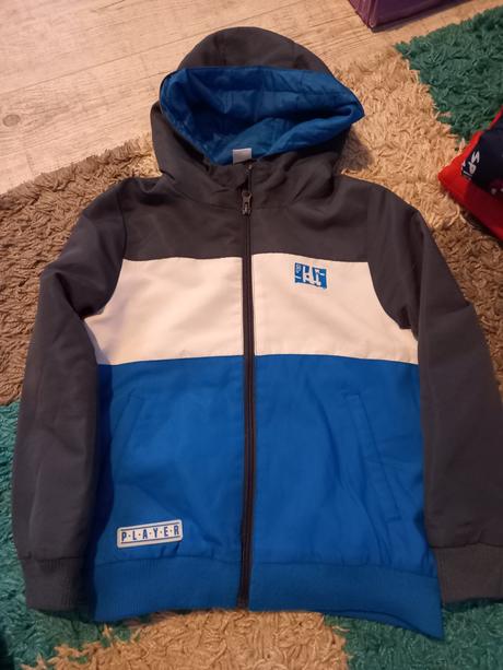 Jesenný kabát, takko,128