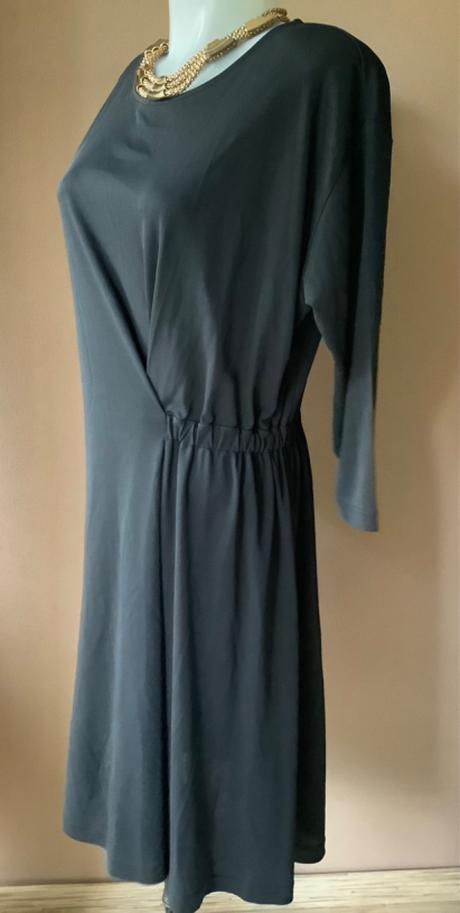 Pekne šaty filipa k, 40