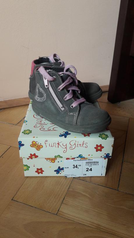 Topánočky, 24