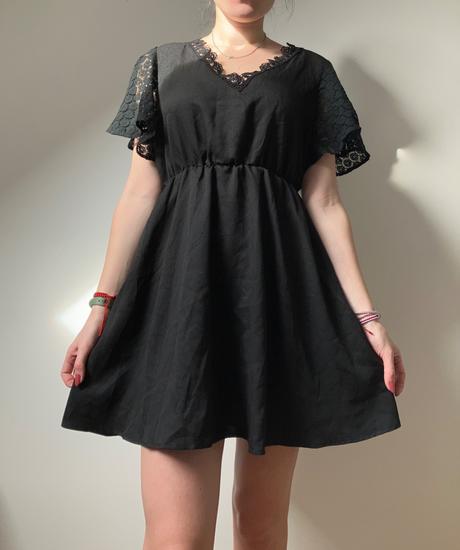 Čipkované šaty, m