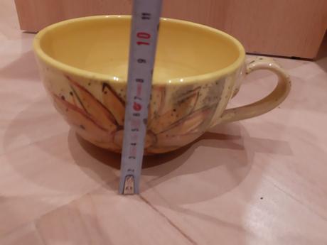 Šálka veľká žltá, 