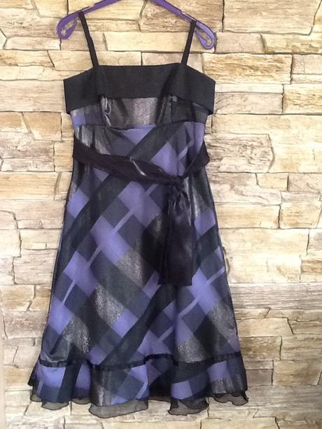 Fialovocierne saty, m