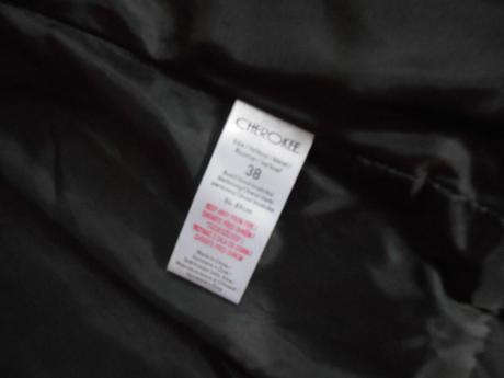 Hneda vetrovka, f&f,38