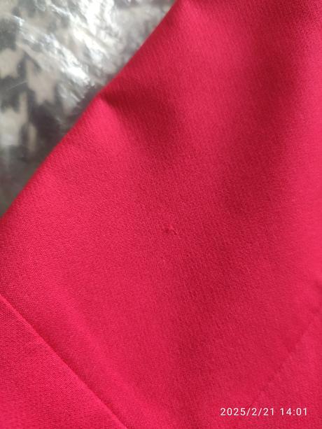 Červené dlhé spoločenské šaty, s