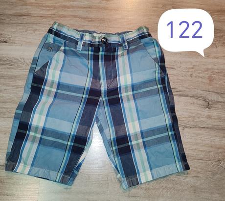 Šortky, 122