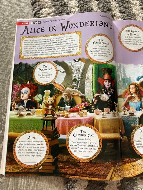 Časopisy r&r, karty a cd, 