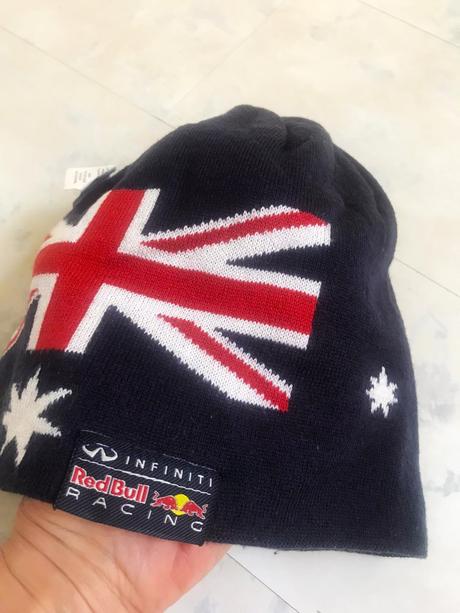 Obojstranná čiapka red bull, xl