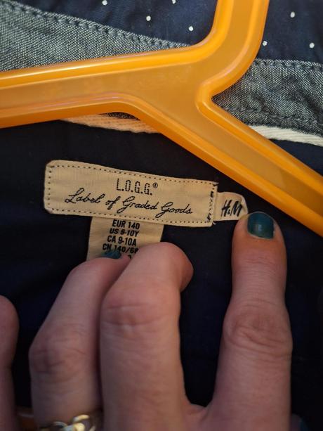 140 kosela tmavomodra, h&m,140