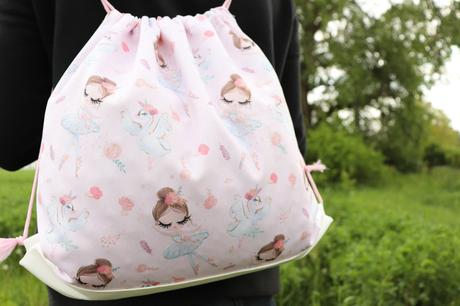 Nepremokavý batôžtek s baletkami, 