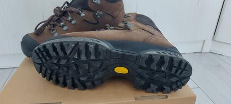 Turisticke topanky hanwag c. 40,5, 40