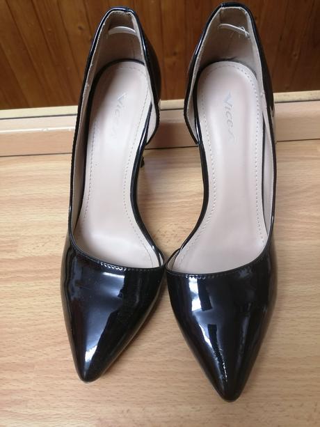 Čierne lakované lodičky, 37