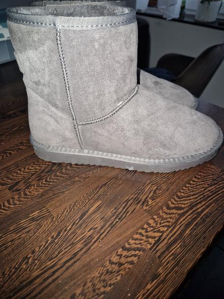 Teplejší čižmy 42, deichmann,42