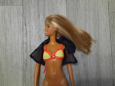 Barbie california girl 2003,