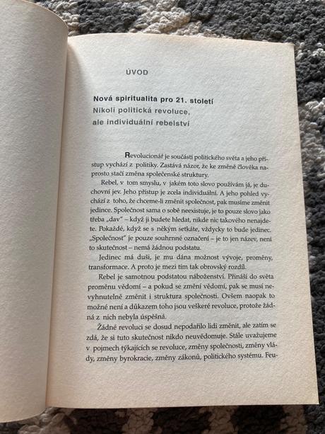 Kniha poznání osho (2007),