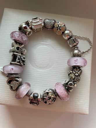 Pandora naramok s 17 priveskami, pandora