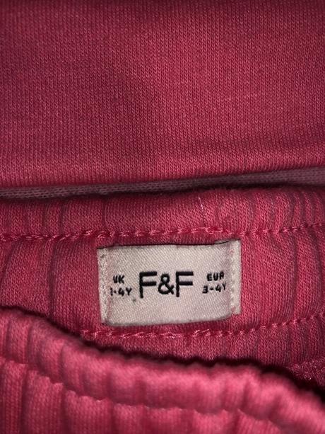 Pekná tepláková supravička do škôlky, f&f,104