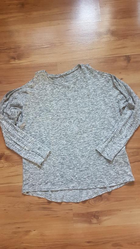 Zaujímavý tenký sveter m-l, amisu,m