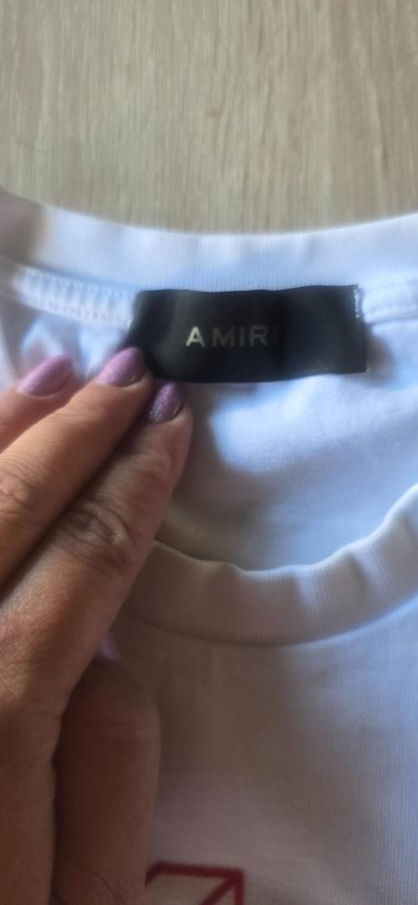 Amiri tricko, 44