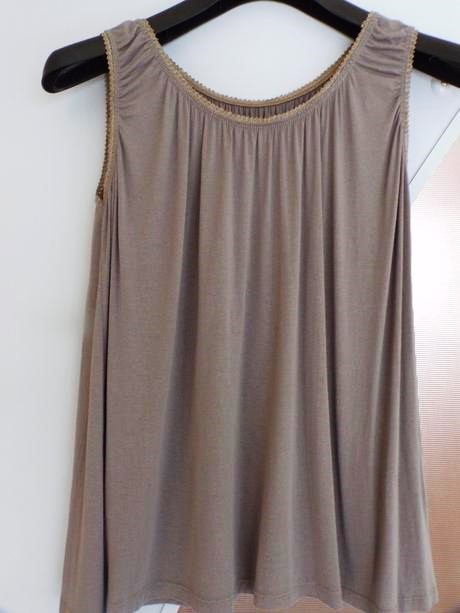 Voľné padavé rozšírené tielko, l