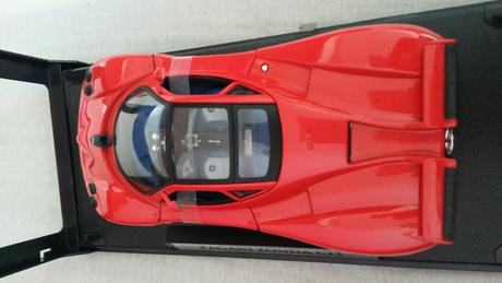 Model pagani zonda c12, 