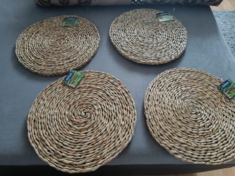 Čistonove prestieranie na stôl orion, 