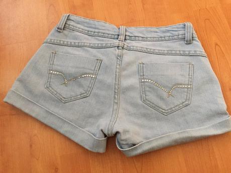 Krásne bledé kraťase, šortky, 38