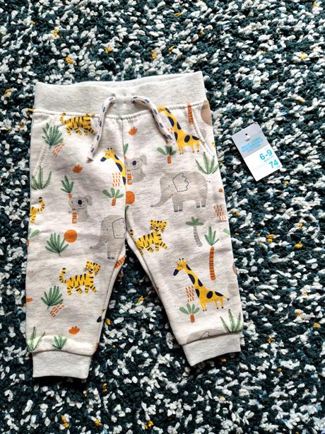 Nove teplaky, primark,74