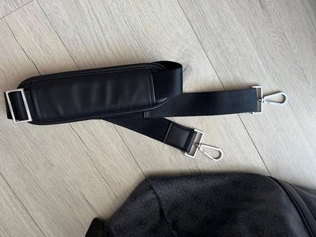 Cestovna taska guess, guess