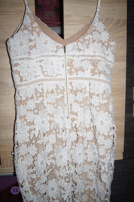 Šaty s čipkou, new look,38