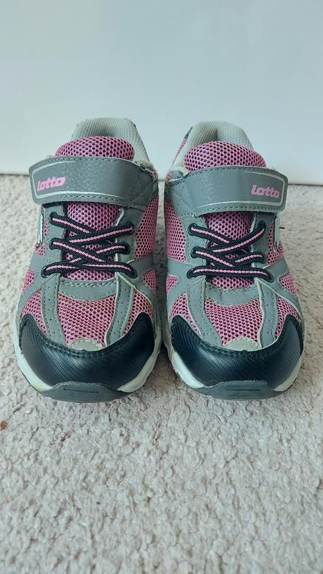 Tenisky zn.lotto č.32, lotto,32