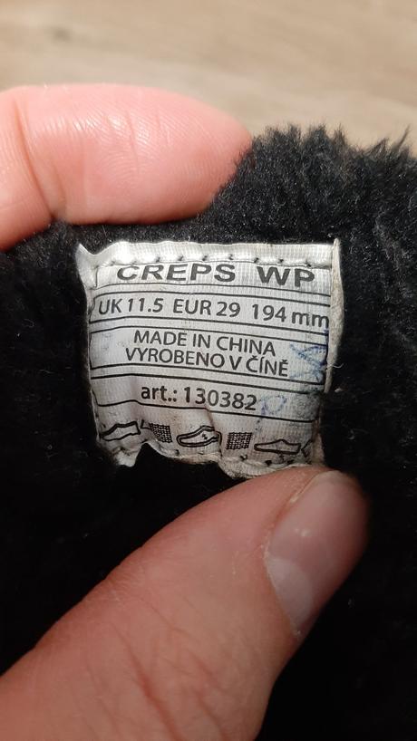 Vodeodolne cizmy vysoke cierne s modrymi detailami, 29