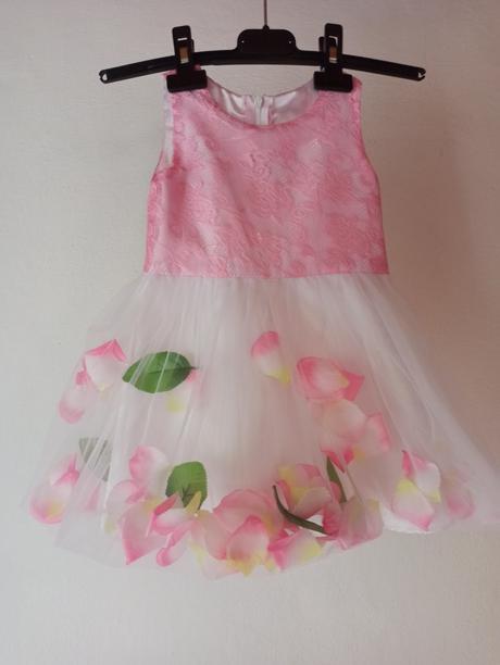 Slávnostné šaty, 86