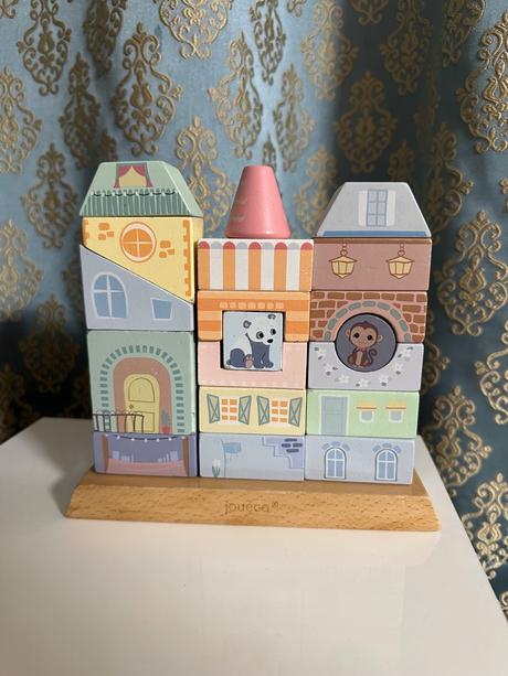 Drevený stohovací domček joueco, 