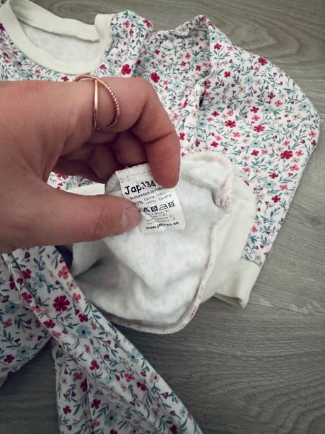 Kvietkované pyžamo japitex 134 (122-128), japitex,122