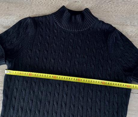 Pletené šaty, 44