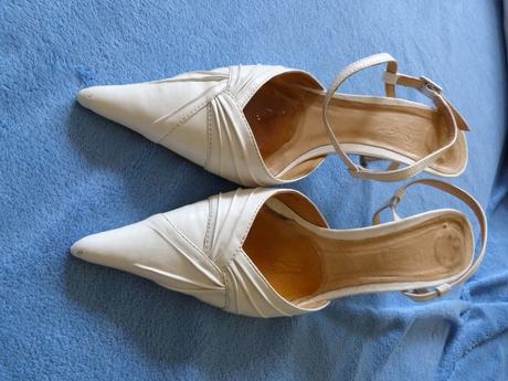 Biele topánky, 39