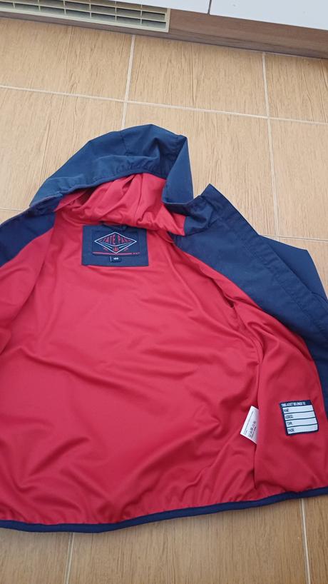 Prechodná vetrovka, c&a,140